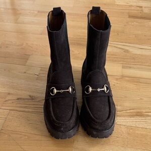 Gucci dark brown ankle boots 37